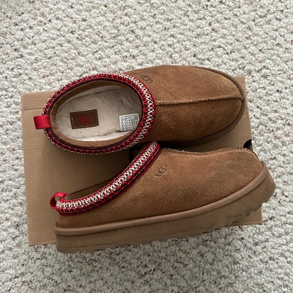UGG TAZZ
